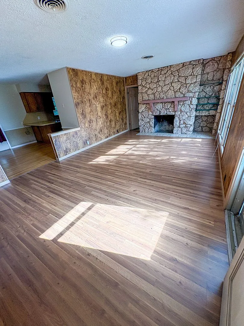 4 Bed/ 2 Bath- Historic District Home For Rent! $500 OFF First Months Rent w/ Signed Lease by Sep... — Photo 3