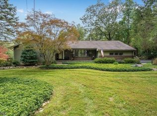 439 Little Brook Rd, Glen Gardner, NJ 08826