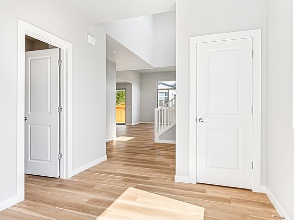 Images are of Robin Plan, Selections and Colors May Vary. See Site Agent for Details.