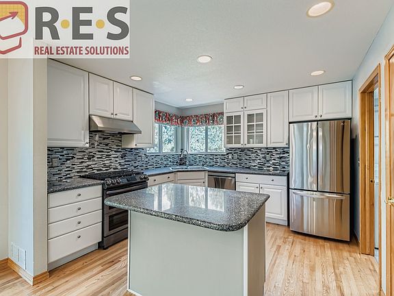5th image of 2513 Concord Cir