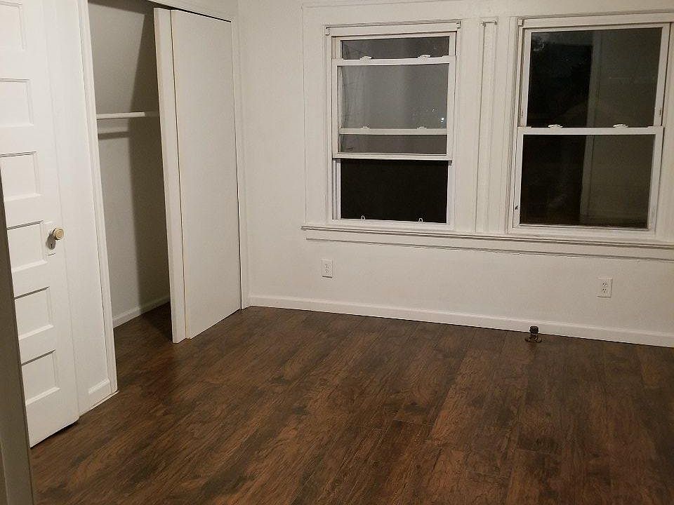 1st image of 51 Lincoln Pl APT 1