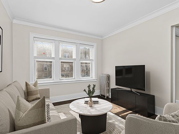 2nd image of 5004 W Newport Ave #1
