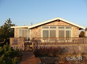 2nd image of 1810 S Bay Shore Dr