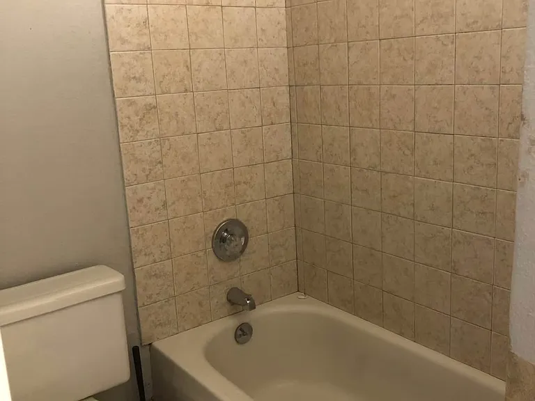 421 Cordelia St — Photo 4