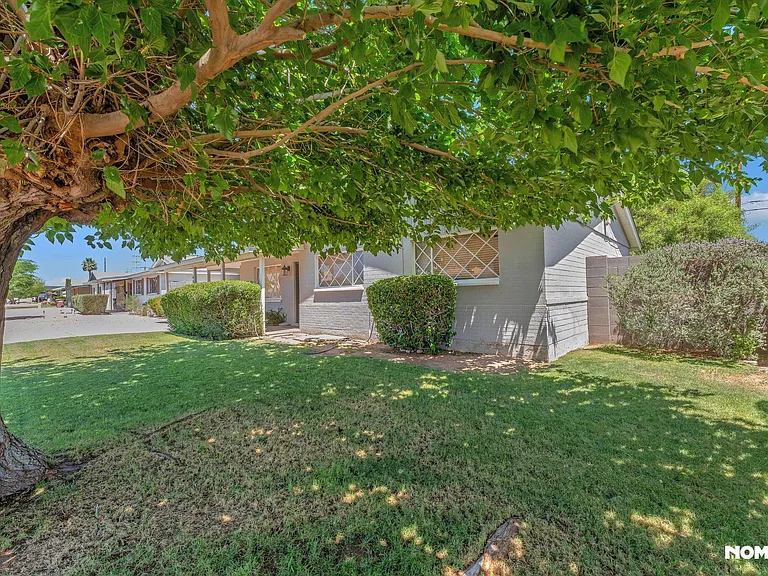 6644 E Latham St — Photo 56