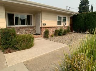1211 Johnson St, Redwood City, CA 94061