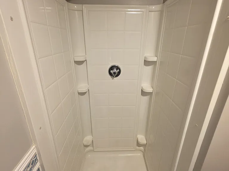  1573 Centerville Rd 2ndflr 3b/1b Heatincluded Balcony! Freshpaint — Photo 10