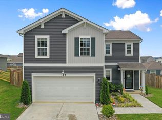 112 Saber Dr, Charles Town, WV 25414