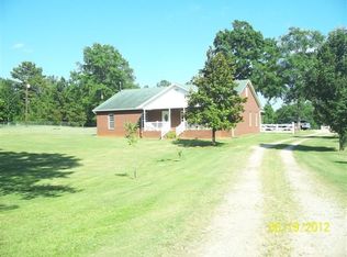 1308 Lee Road 279, Salem, AL