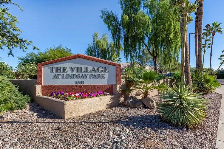 The Village at Lindsay Park Apartments — Photo 7