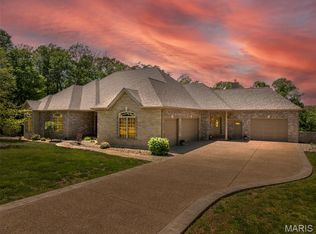 3840 Rooster Ridge Ln, Defiance, MO