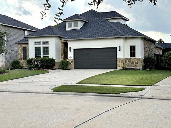 2nd image of 1814 Evergreen Bay Ln