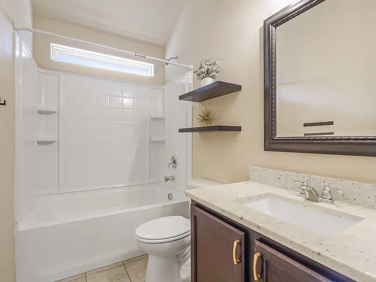 6353 Seagull Ln — Photo 11