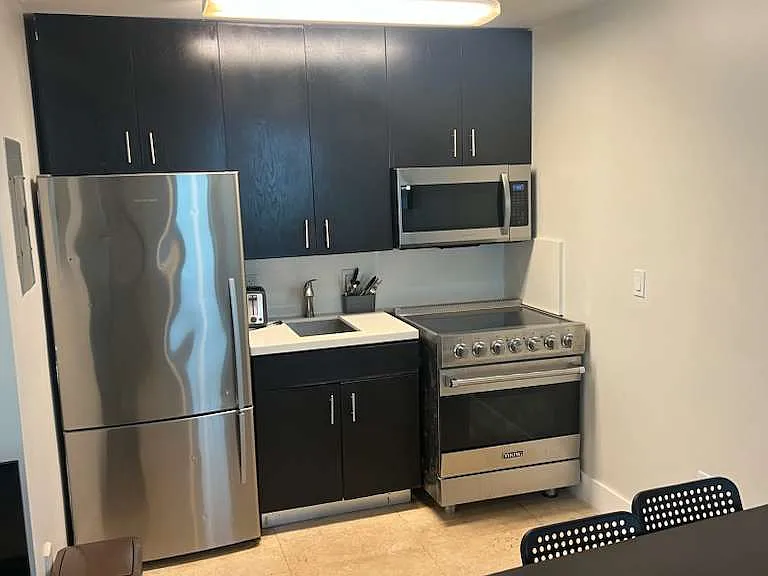 650 Euclid Ave — Photo 13