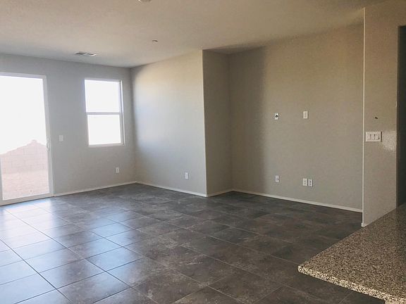 3rd image of 2123 Del Aqua Ave