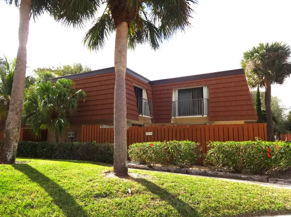 3070 30th Court, Jupiter, FL 33477