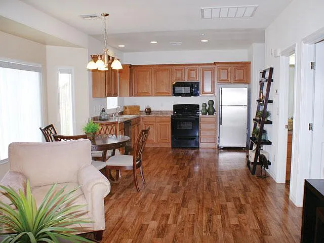 Villas at Viking Road — Photo 14