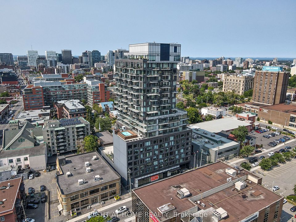 1st image of 203 Catherine St #1804