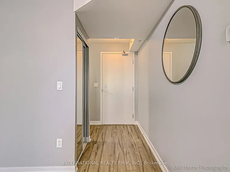 1420 Dupont St #911 — Photo 17