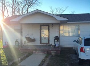 610 N Miller St, Bernie, MO 63822