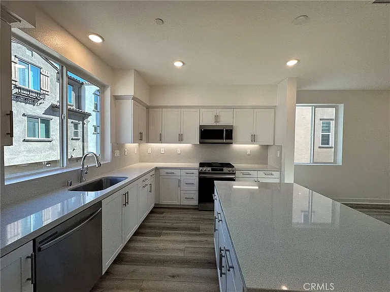 2317 W Broadway #41 — Photo 20