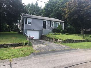 18 Scenic View Dr, Smithfield, RI 02917