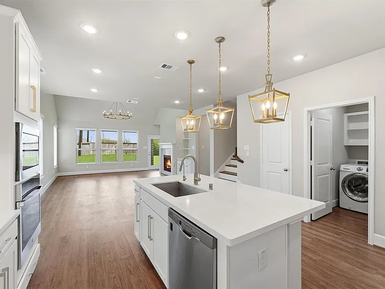 2539 Lilac Point Ln — Photo 8