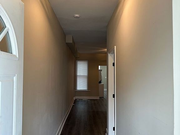 4th image of 2744 Mosher St