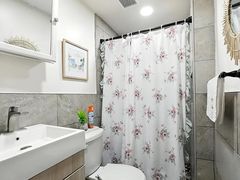 50 Oak St #2 — Photo 10