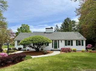 33 York Way, Westwood, MA 02090