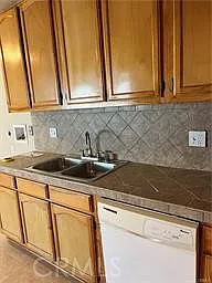 2 bed, 929 sqft, $2,500 — Photo 4