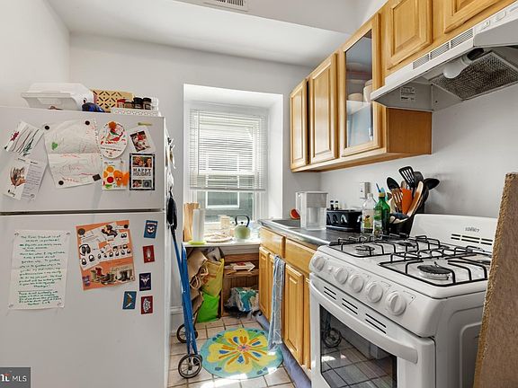 5th image of 131 W Susquehanna Ave APT 3