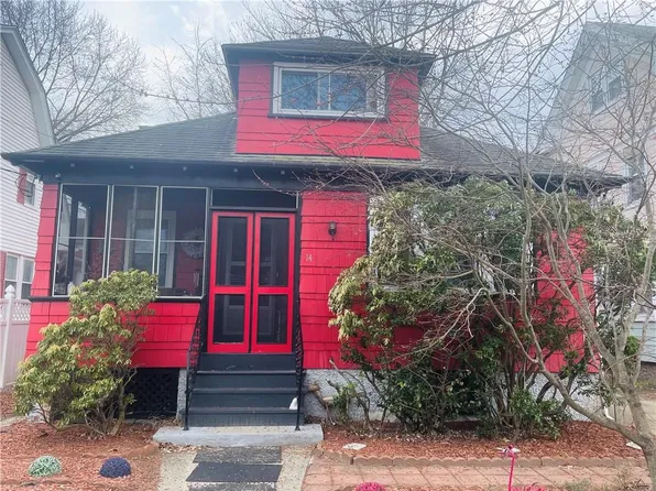 14 Spooner St, Providence, RI 02907
