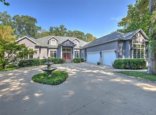 4170 S Lake Ct, Decatur, IL 62521