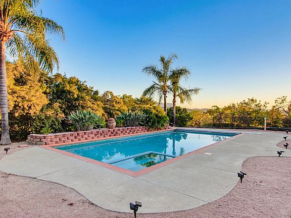 5th image of 24427 Del Amo Rd