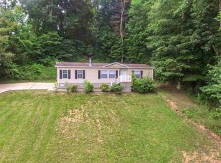 1224 Lloyds Chapel Rd, Mt Carmel, TN 37645