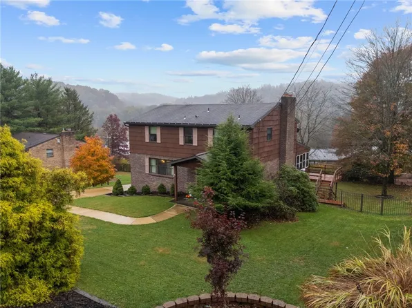 2924 Arrowhead Ct, Export, PA 15632
