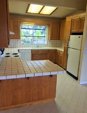 3rd image of 341 Las Lomas Dr