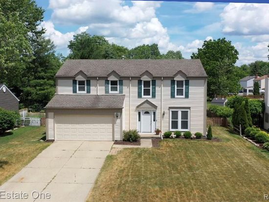 2641 Millcrest Ct Lake Orion Mi 48360 Zillow