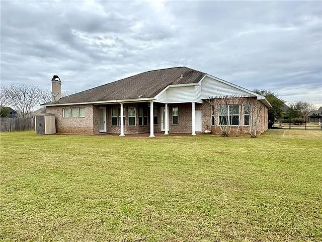 6413 Arden Oaks Dr — Photo 2