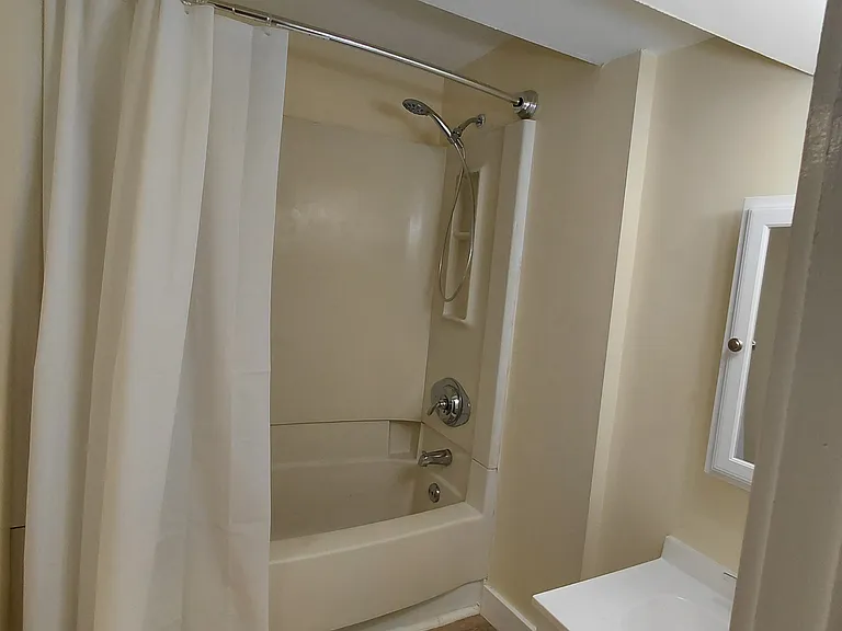 317 S Main St #4 — Photo 11
