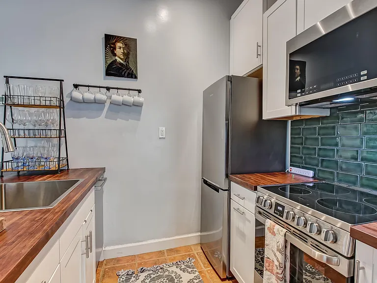 2118 Lincoln St — Photo 11