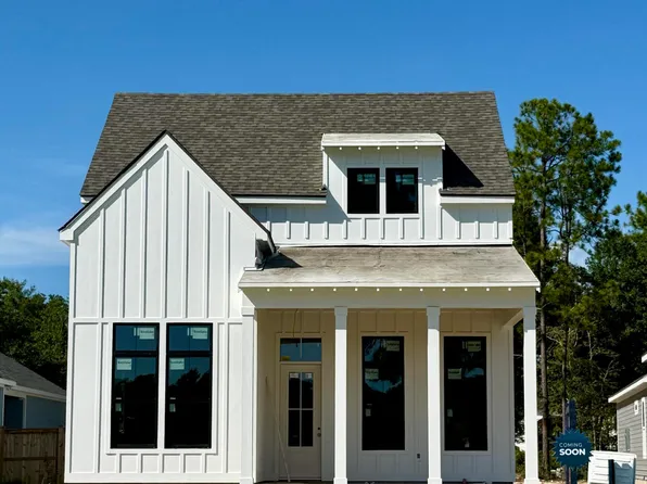 12478 Star Ln, Gulfport, MS 39503