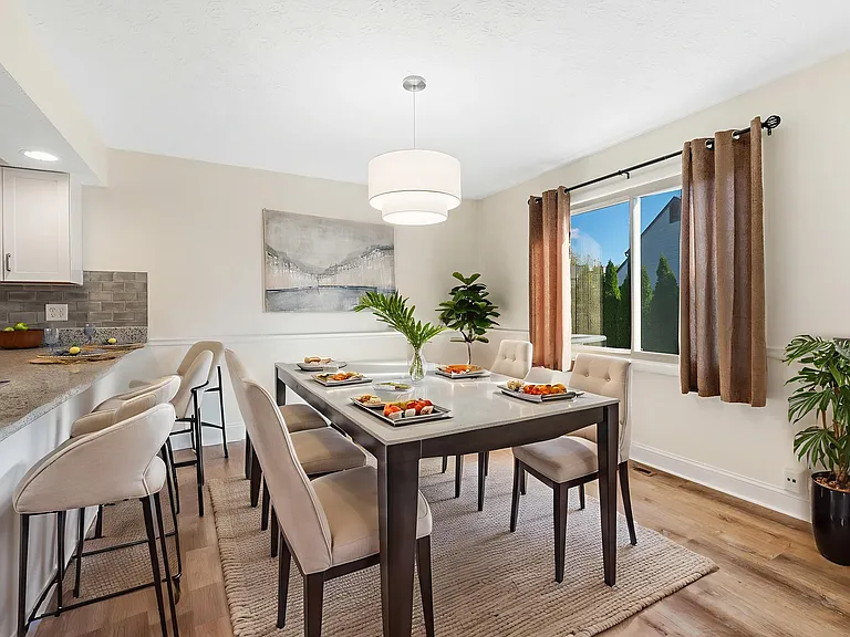 Virtually staged Dining Area