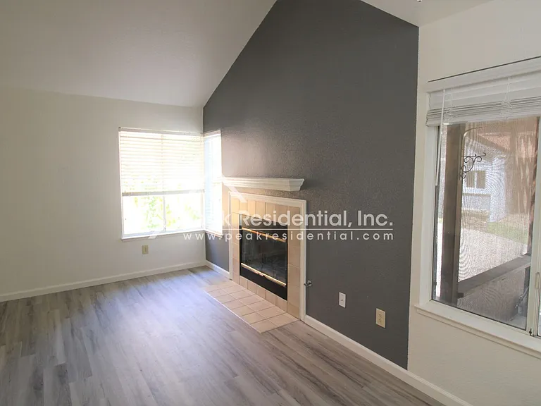 2641 Decker Way — Photo 5