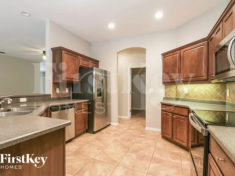 6127 Evansbrook Dr — Photo 5