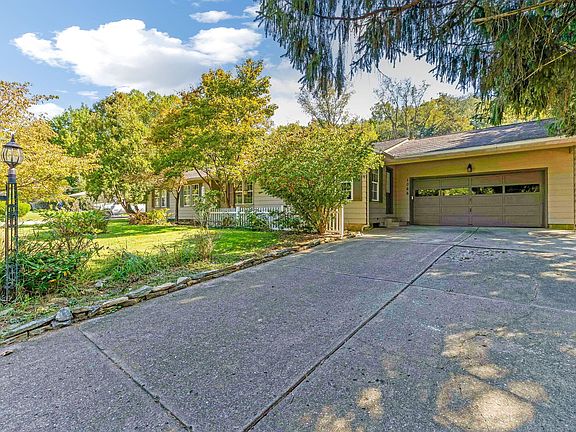 3rd image of 1066 Lanreco Blvd