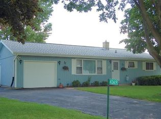 4369 Curry Ln, Windsor, WI 53598