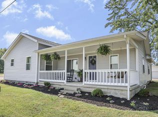 8073 Stout Rd, Circleville, OH 43113
