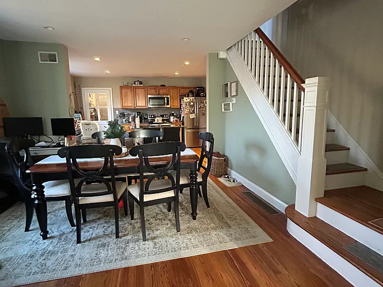 53 Apple St — Photo 6